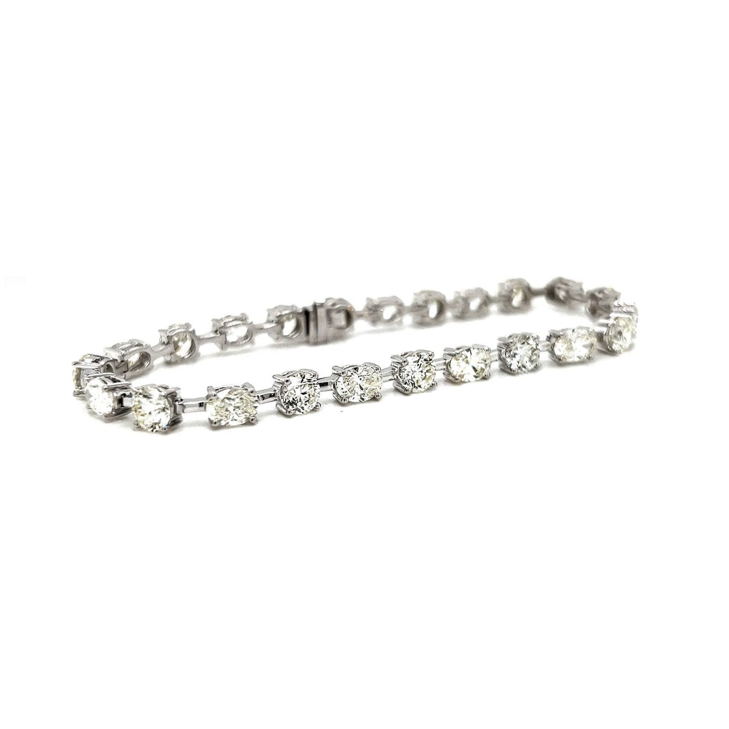 11 Carat Natural Round and Oval Diamond Tennis Bracelet, in White Gold