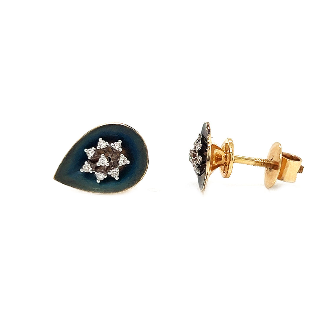 Natural Diamond Leaf-Shaped Cocktail Stud Earrings, in Yellow Gold