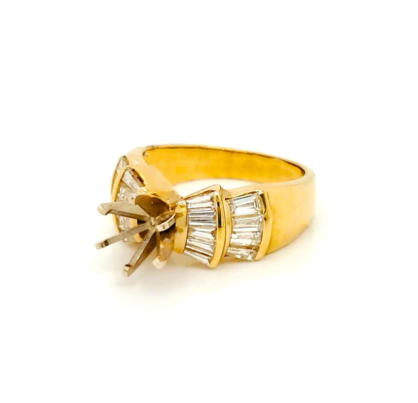 Semi-Mount Bridal Ring with Natural Baguette Diamond, in Yellow Gold