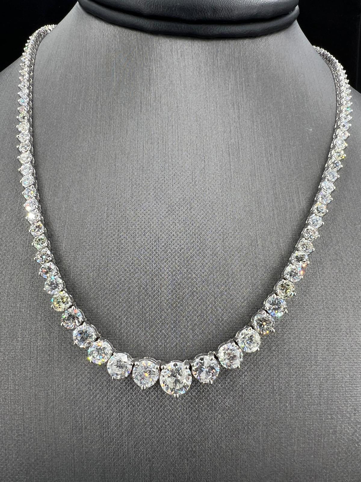 Natural Diamond Rivera Graduating Necklace, in White Gold