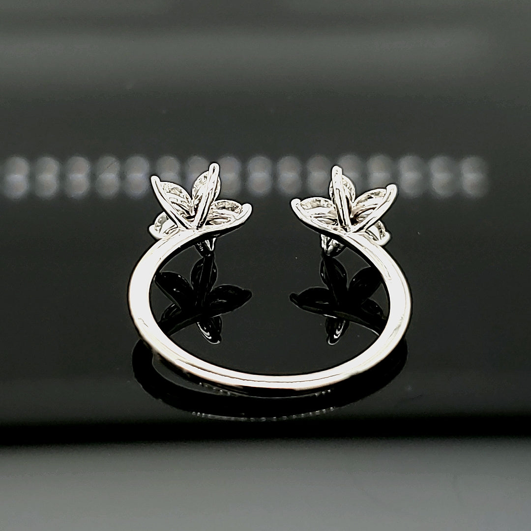 Natural Diamond Floral Ring, in White Gold