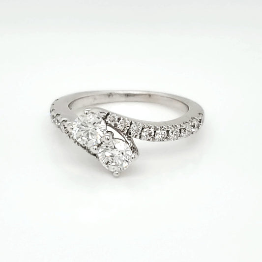 Natural Round Diamond ByPass Bridal Ring, in White Gold - Pre-owned
