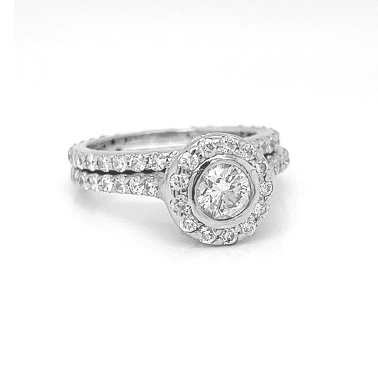Natural Round Diamond Halo Bridal Band Ring, in White Gold - Pre-owned