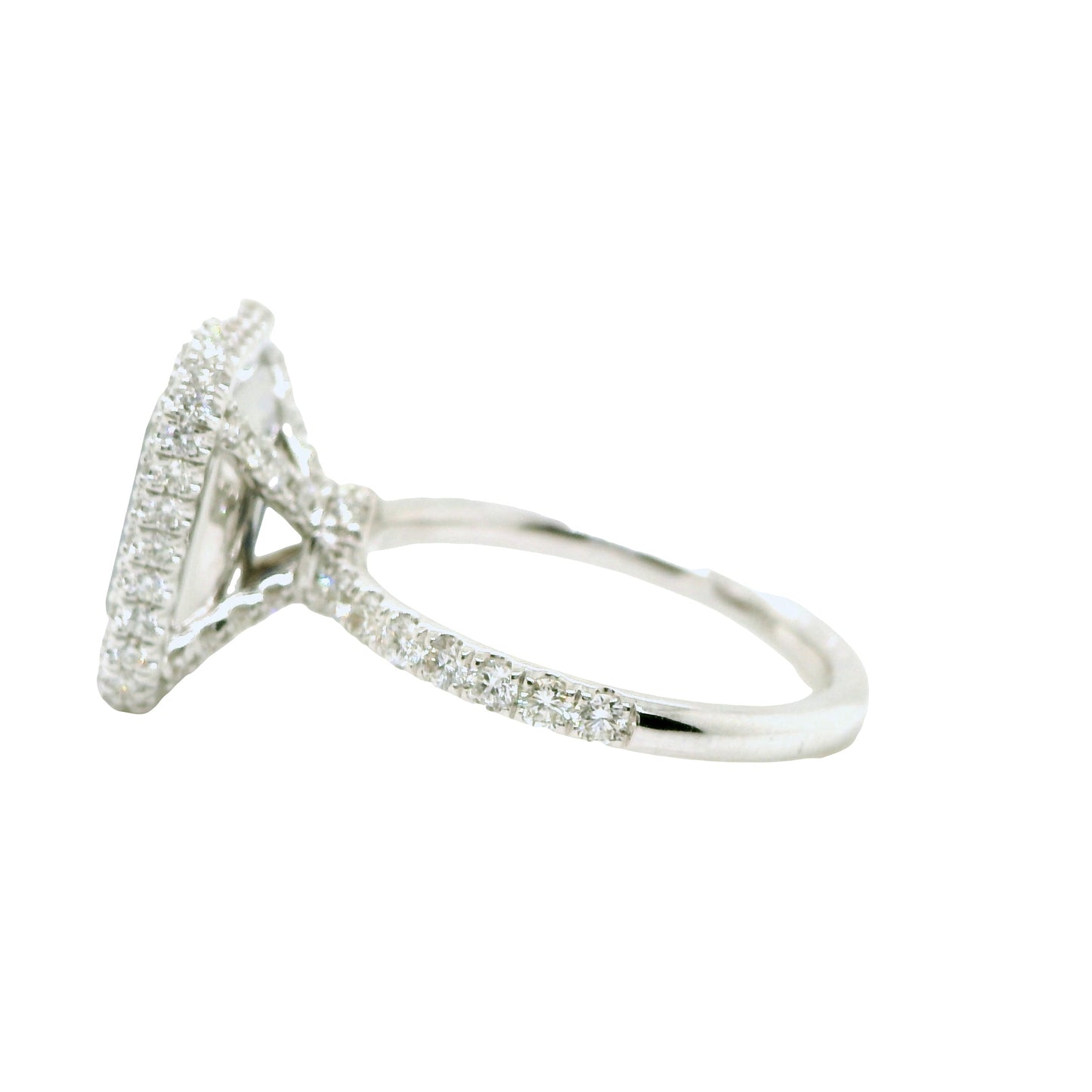 Natural Heated Sapphire and Diamonds Halo Cocktail Ring, in White Gold