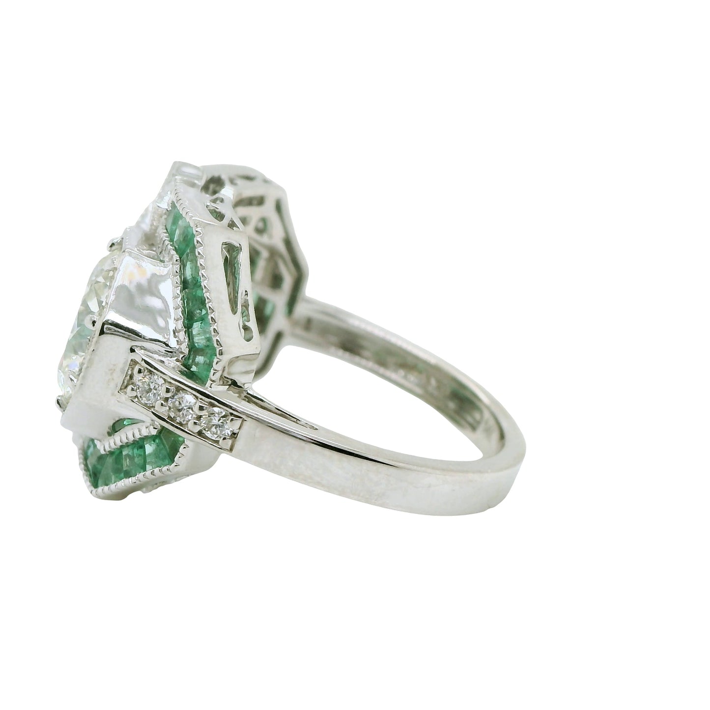 Natural Round Diamonds and Green Emeralds Cocktail Ring, in White Gold