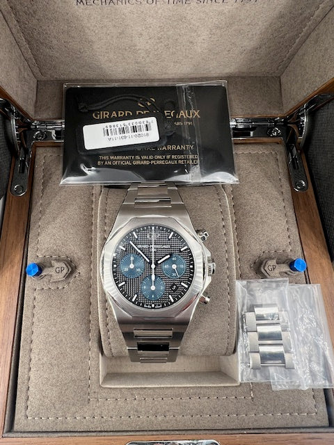 Girard Perregaux Laureato Stainless Steel 42 MM Full Set