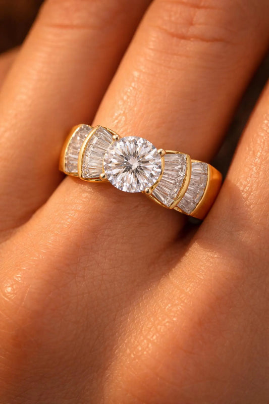 Semi-Mount Bridal Ring with Natural Baguette Diamond, in Yellow Gold