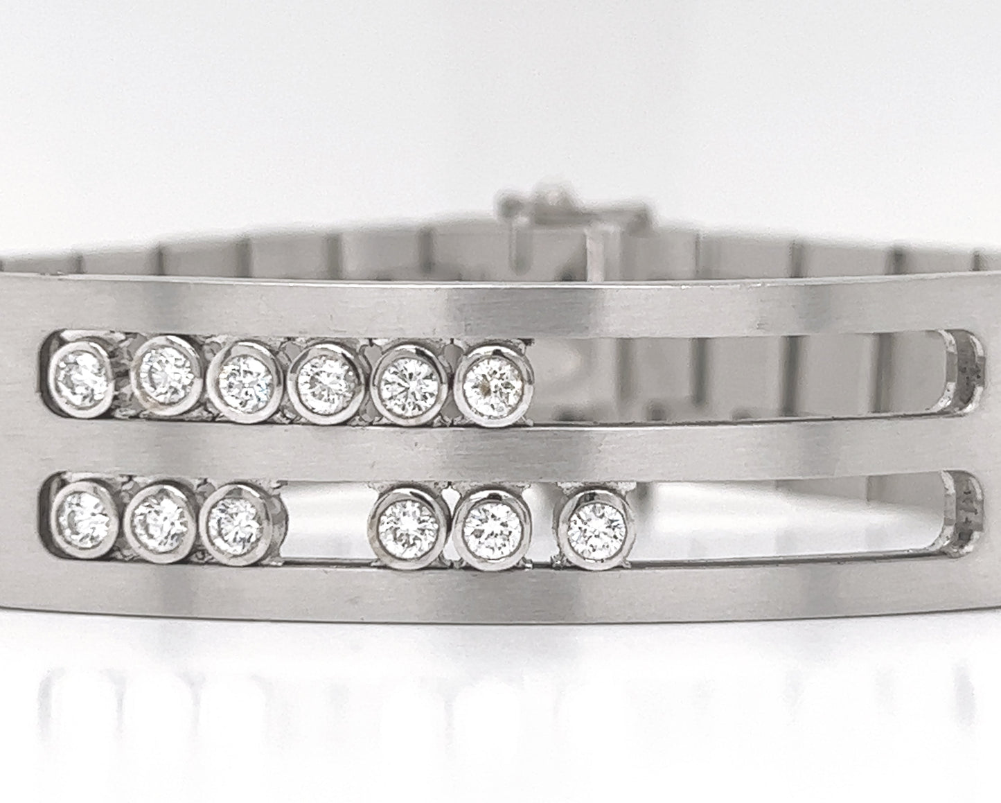 Natural Mined Round Diamond Anniversary Cocktail Bracelet White Gold