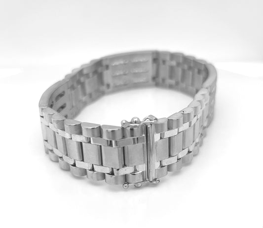 Rolex Design Cocktail Bracelet with Natural Diamonds, in White Gold