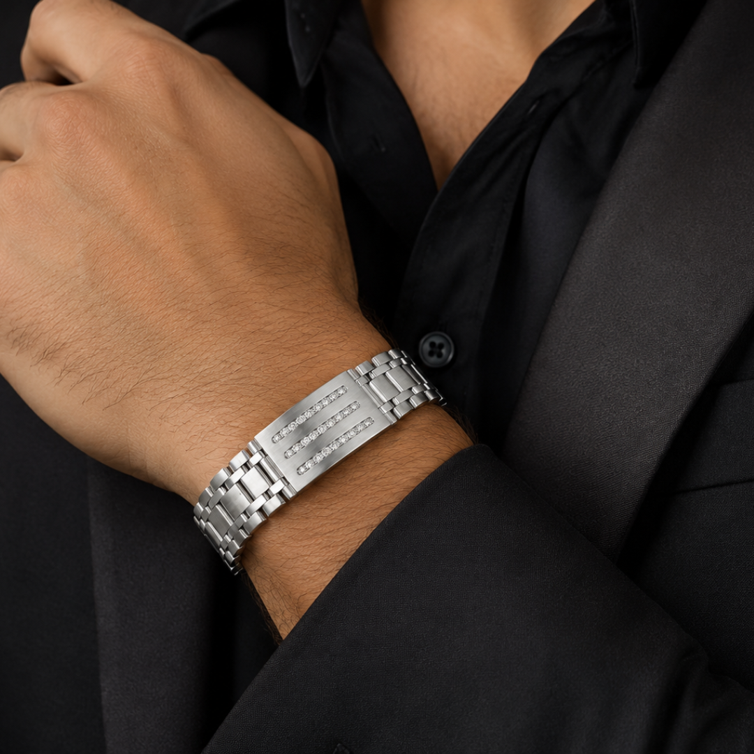 Rolex Design Cocktail Bracelet with 2.75 cttw. Natural Diamonds, in White Gold - Pre-owned on model