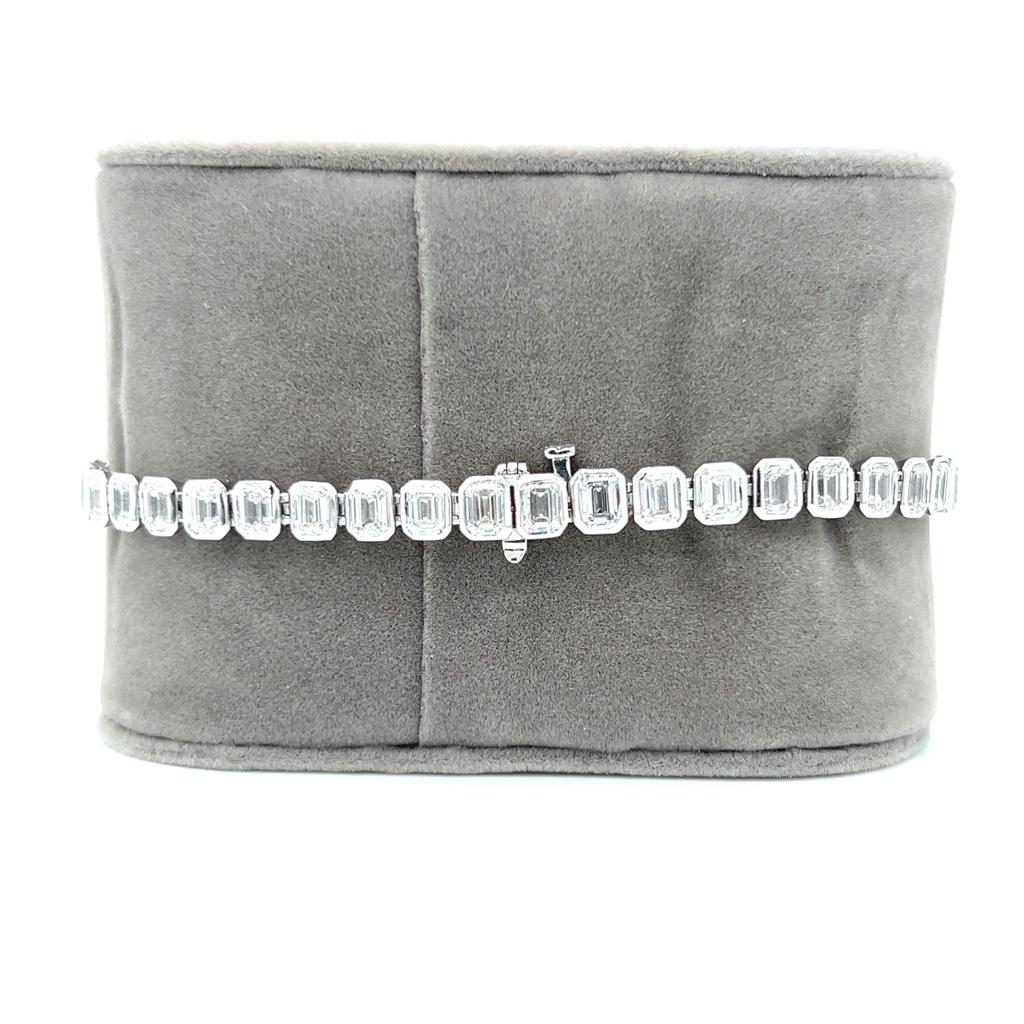 Natural Mined Emerald Cut Diamond Tennis Bracelet White Gold