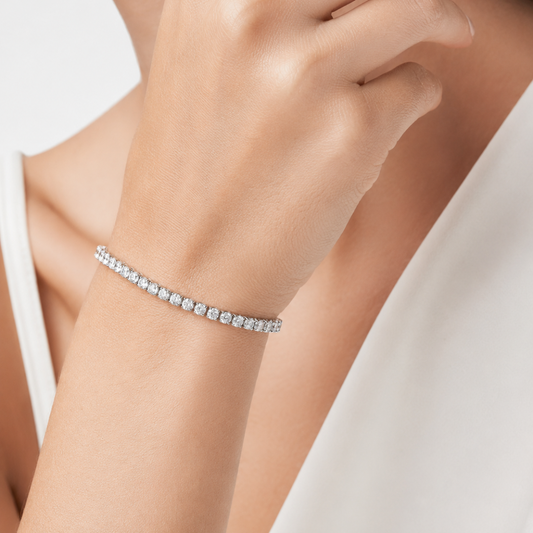 5 Carat Natural Round Diamond Tennis Bracelet, in White Gold - Pre-owned model