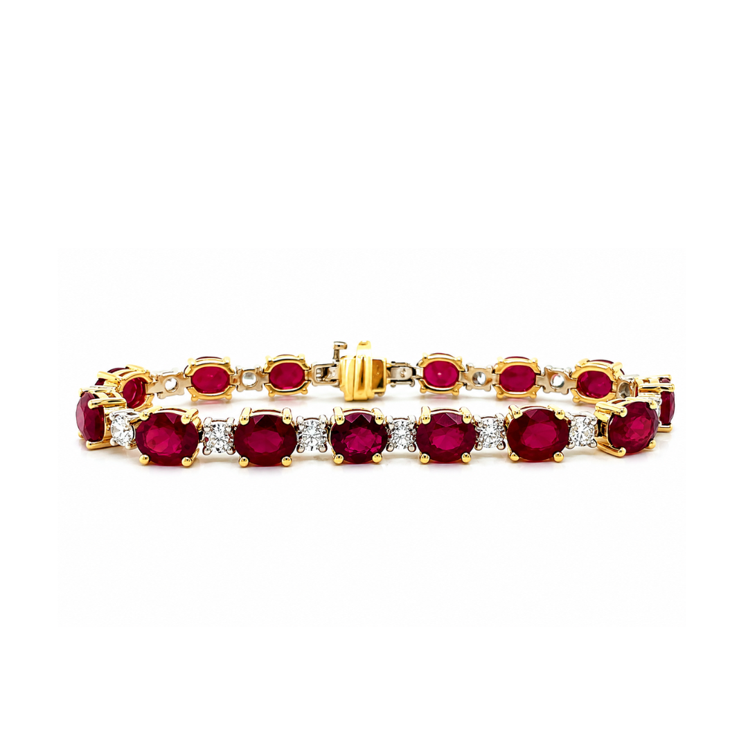 Natural Burma Ruby and Diamond Tennis Bracelet, in Yellow Gold - Pre-owned front