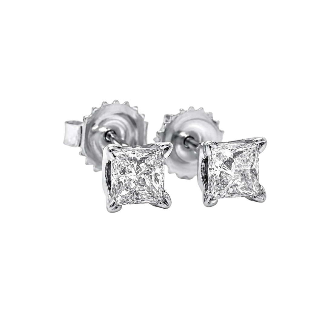 1.06 ct.tw. Natural Princess Cut Diamond Stud Earring side