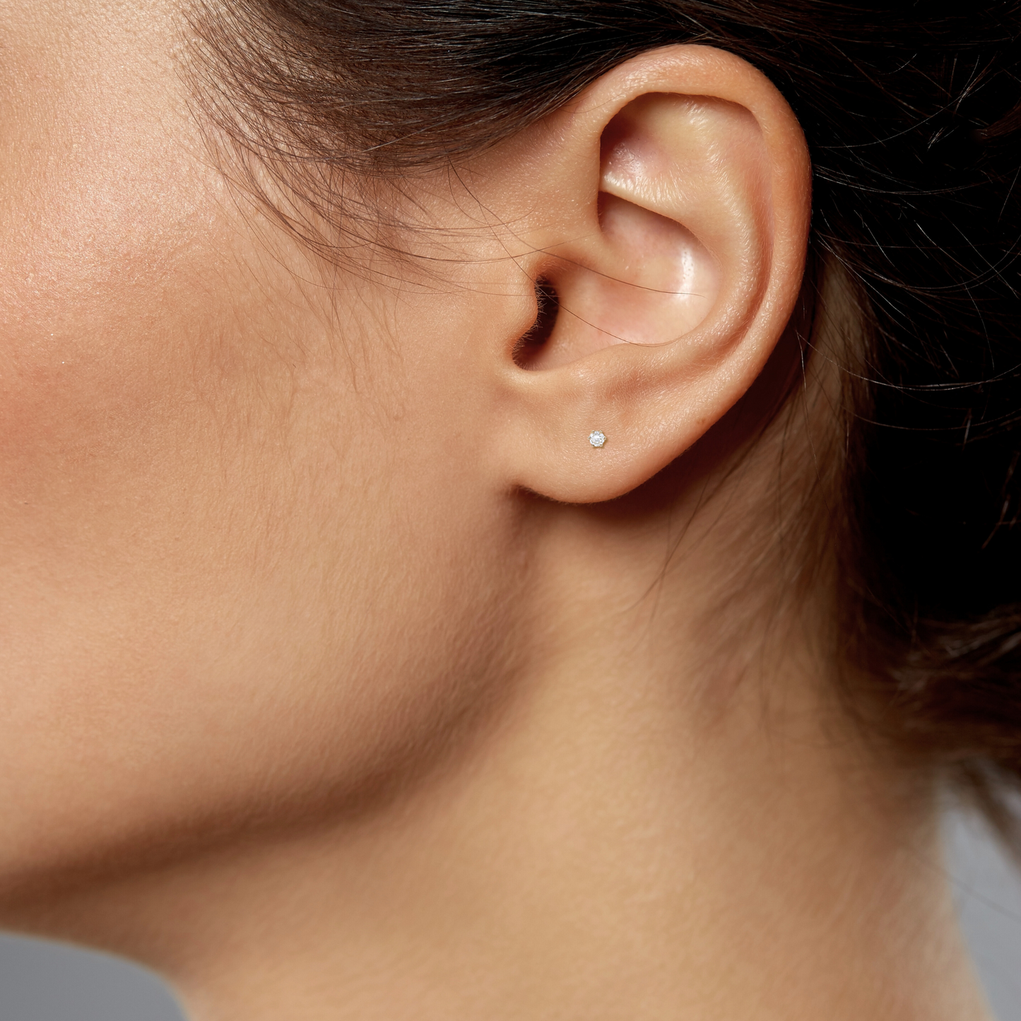Natural Diamond Stud Earrings, in Yellow Gold