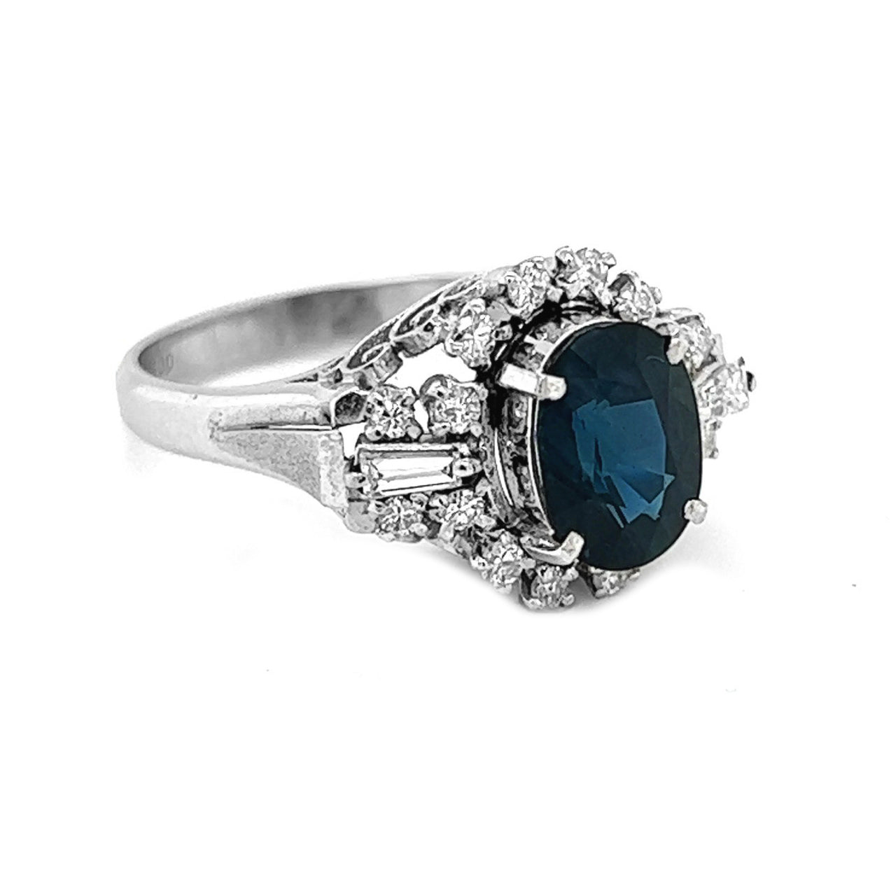 Natural Blue Sapphire and Diamond Art Deco Cluster Platinum Ring