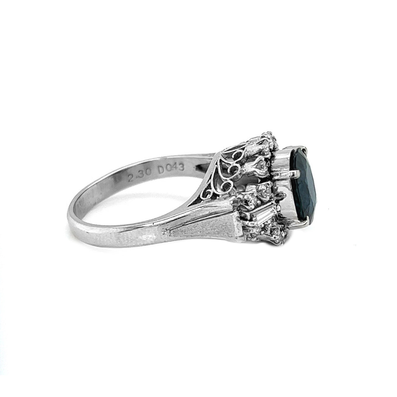 Natural Blue Sapphire and Diamond Art Deco Cluster Platinum Ring