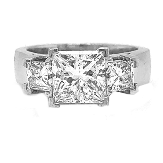 Natural Princess Cut Diamond 3 Stone Platinum Ring - Pre-owned