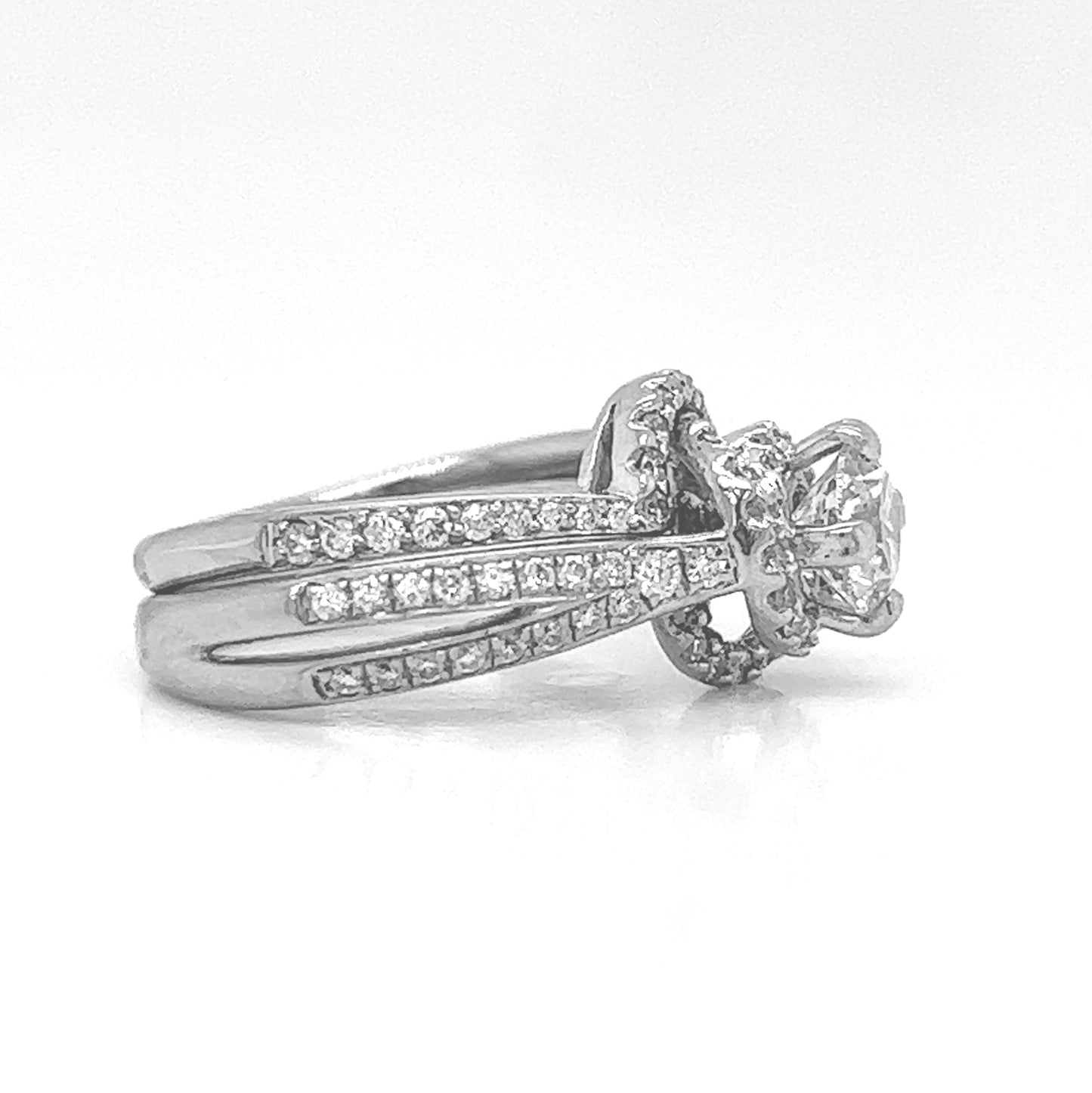 Natural Diamond Halo Bridal Band Platinum Ring - Pre-owned