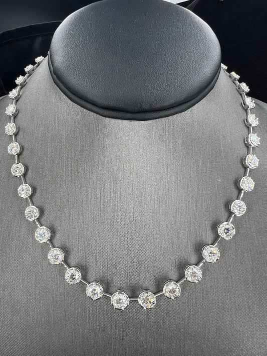 Natural Mined Round Diamond Bezel Link Necklace Platinum