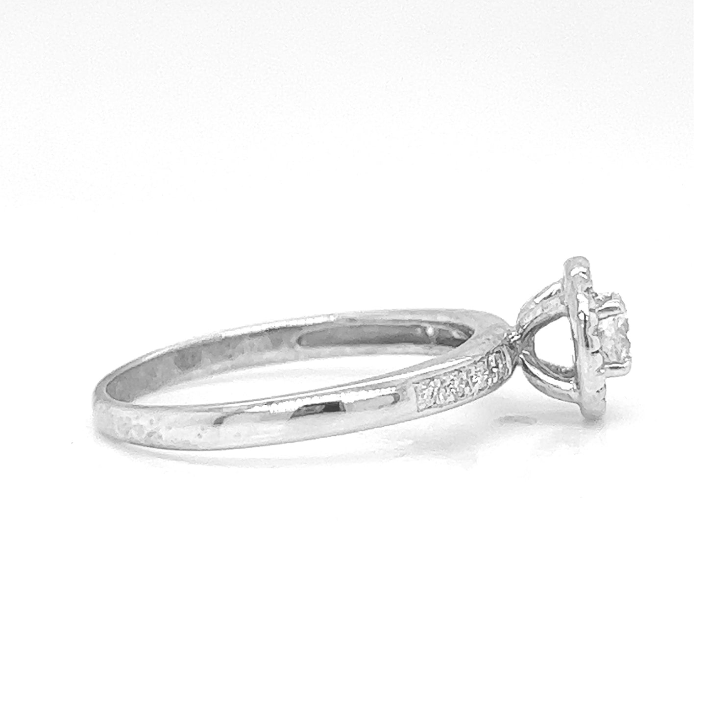 Natural Diamond Halo Ring, in White Gold - Pre-owned