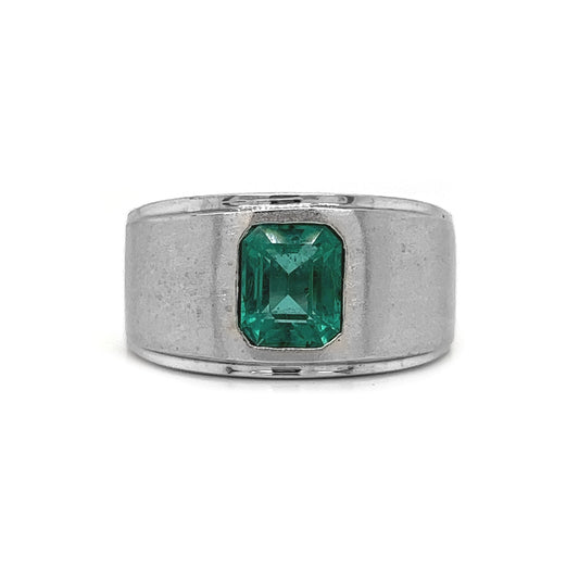 Natural Green Emerald Solitaire Bridal Ring, in Yellow Gold - Pre-owned