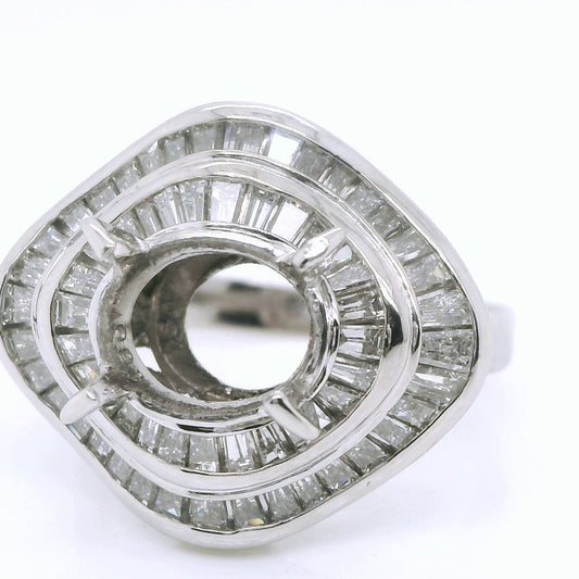 Semi Mount Oval or Cushion-shaped with Natural Baguette Diamond Halo Ring, in Platinum - Pre-owned
