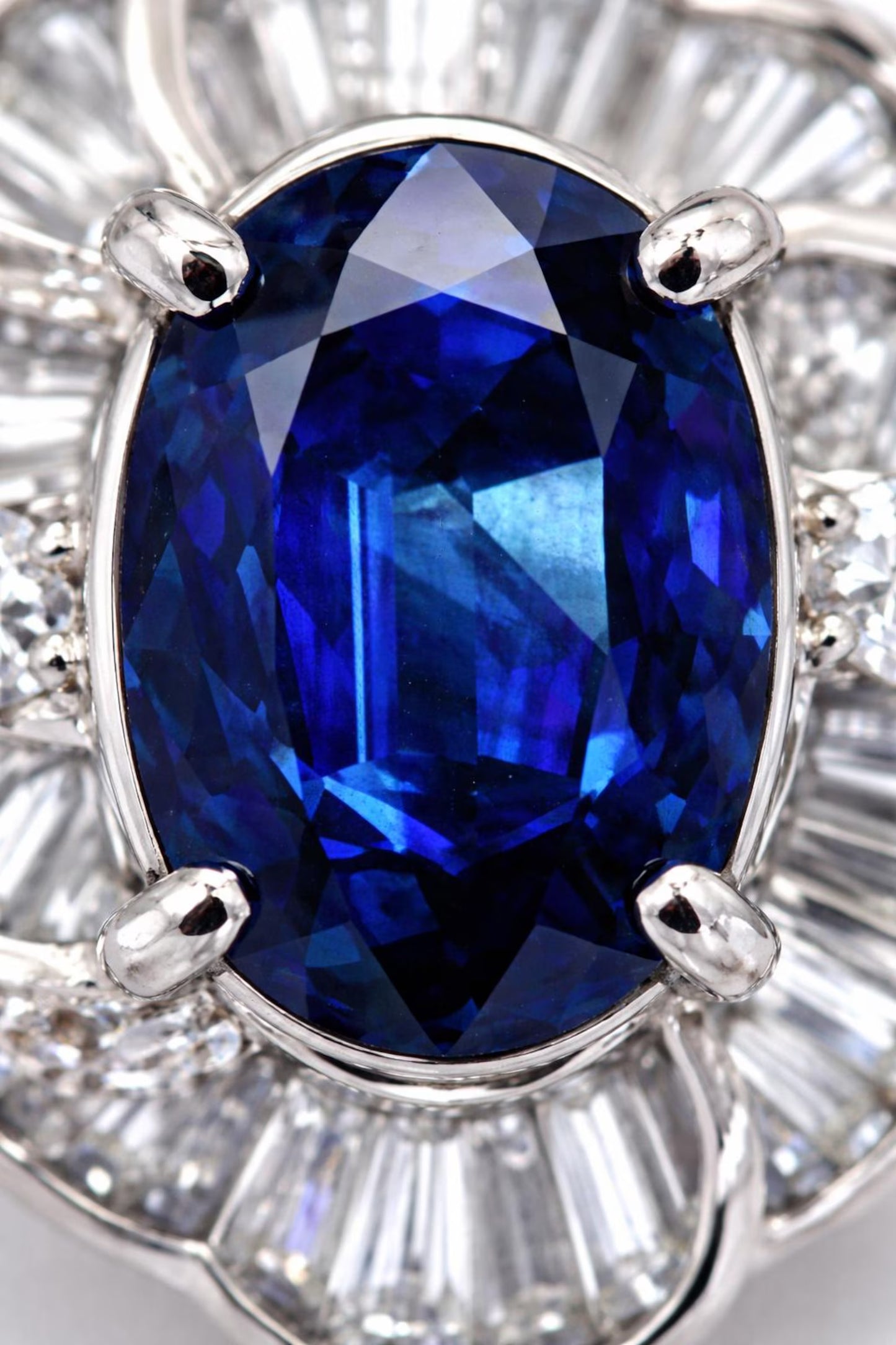 Natural Blue Sapphire Diamond Cluster Halo Cocktail Platinum Ring - Pre-owned
