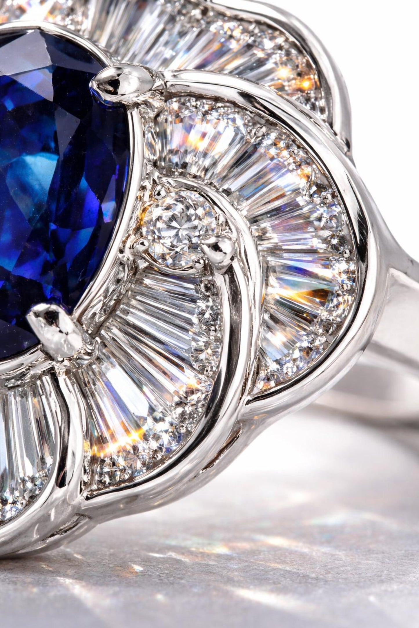 Natural Blue Sapphire Diamond Cluster Halo Cocktail Platinum Ring - Pre-owned