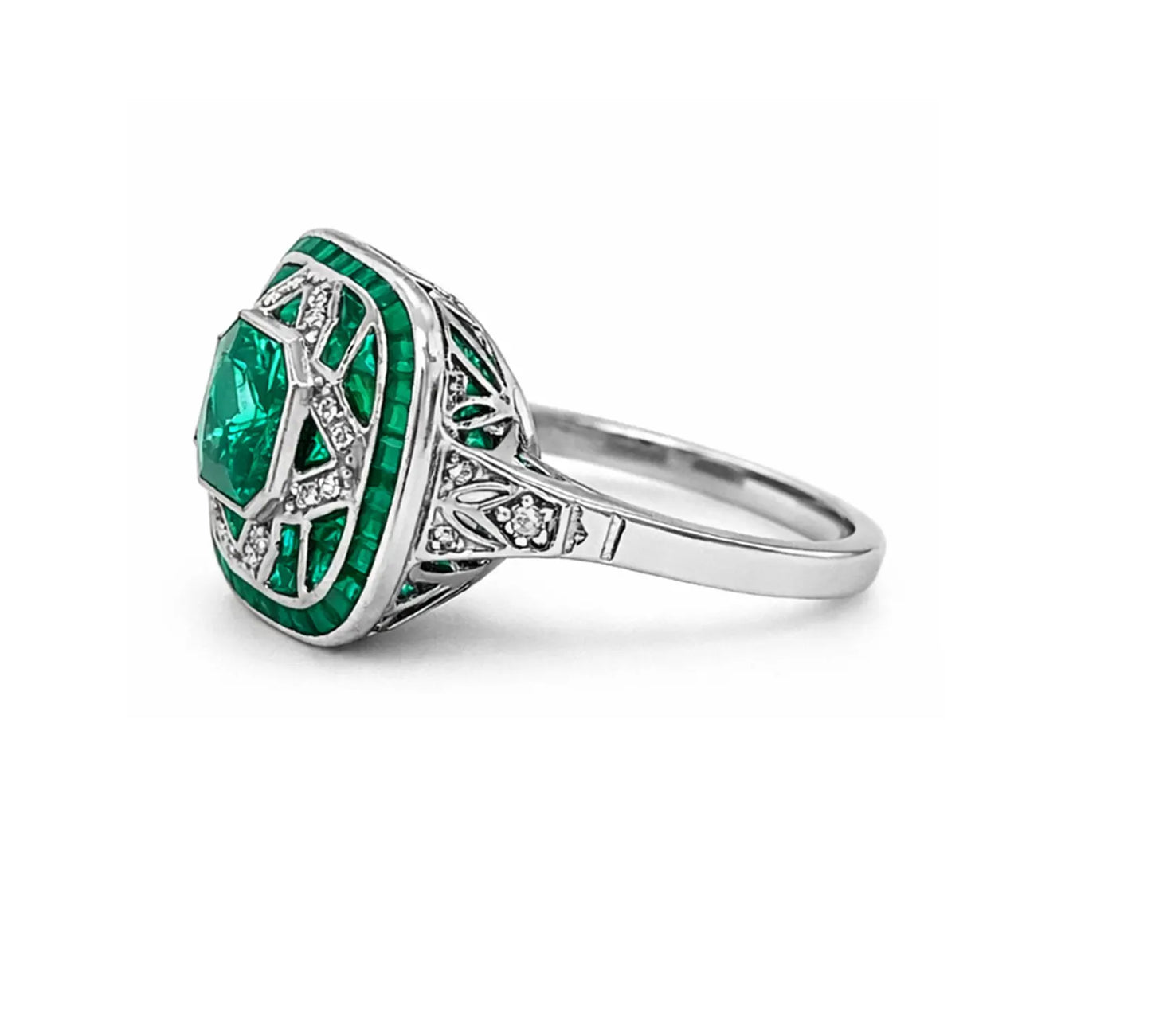 Natural Emerald Diamond Cocktail Art Deco Ring, in White Gold