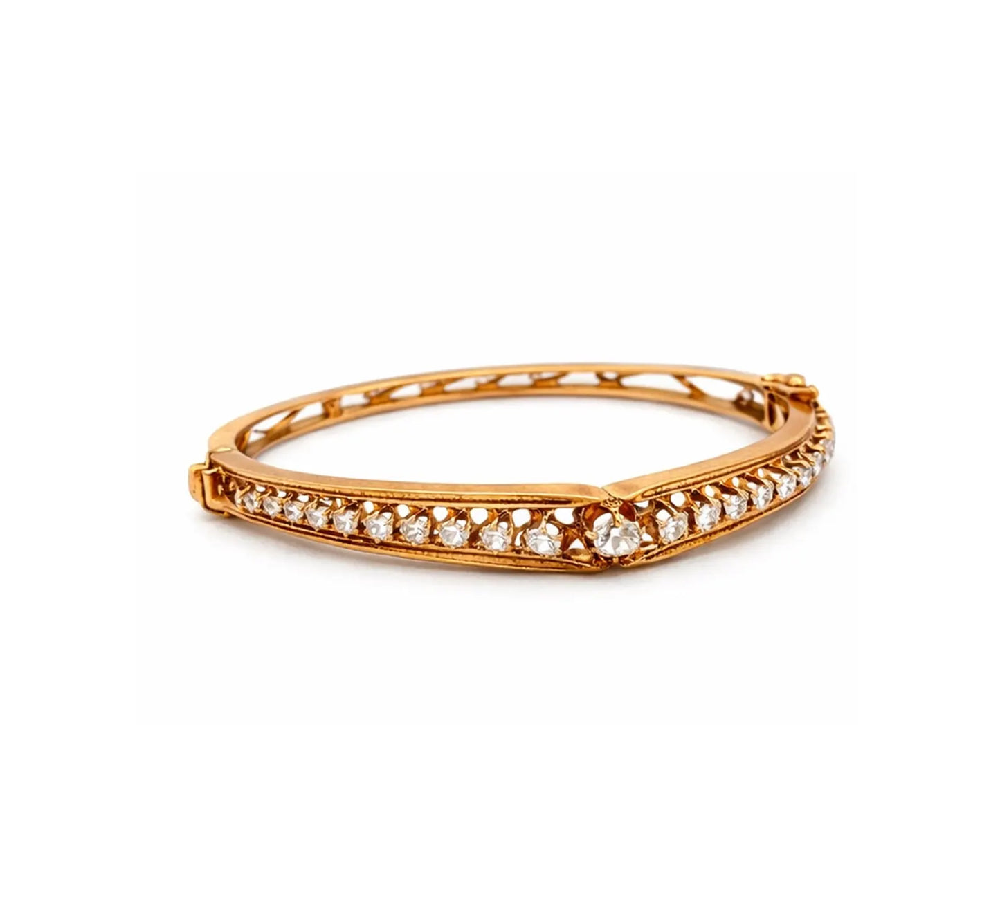 Natural Cushion and Oval Diamond Vintage Bangle, in Yellow Gold - Pre-owned