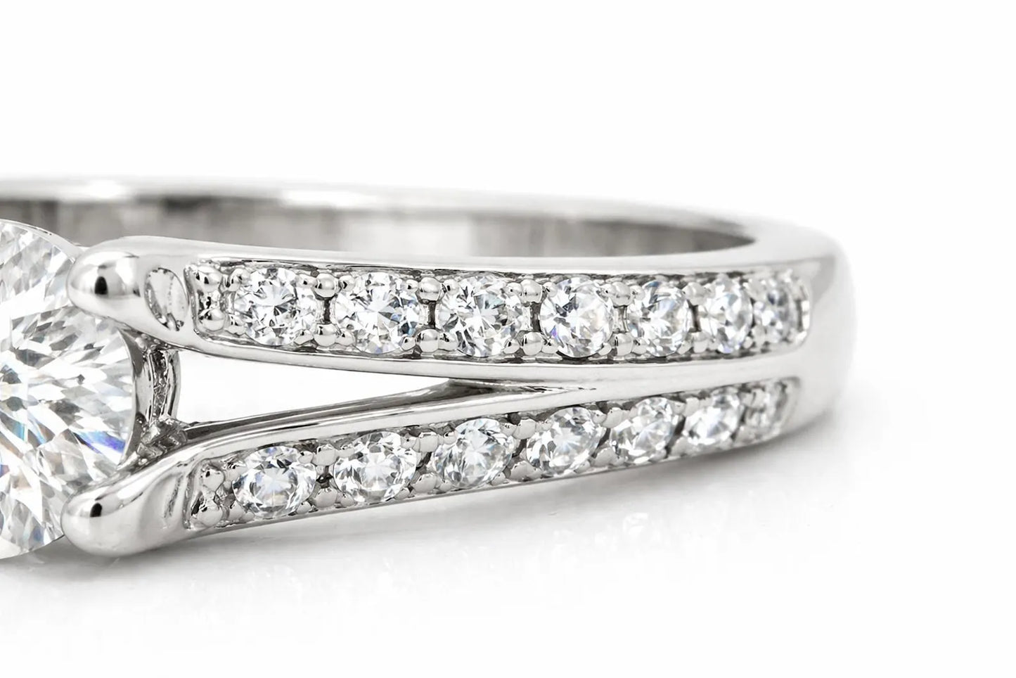 Natural Diamond Bridal Ring, in White Gold- Pre-owned