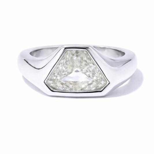 Natural Triangle Diamond Superman Solitaire Platinum Ring